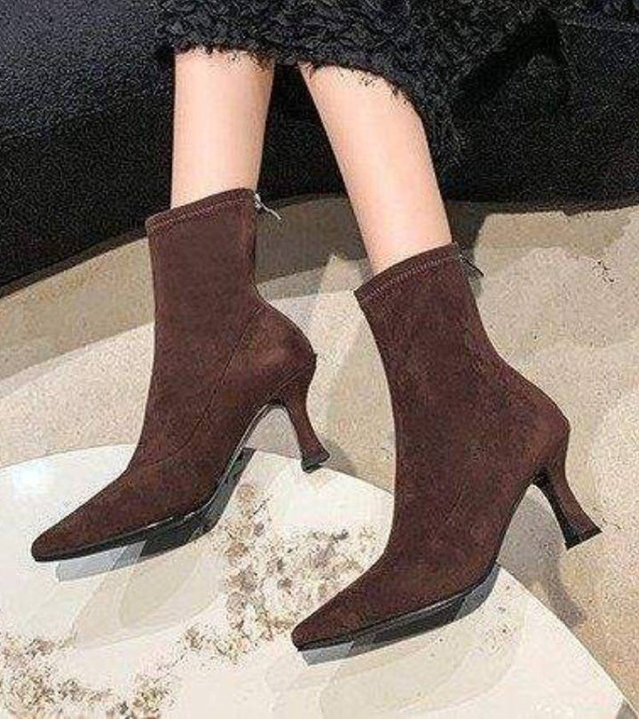 Sanduni - Botines de Cuero Con Tacón Medio