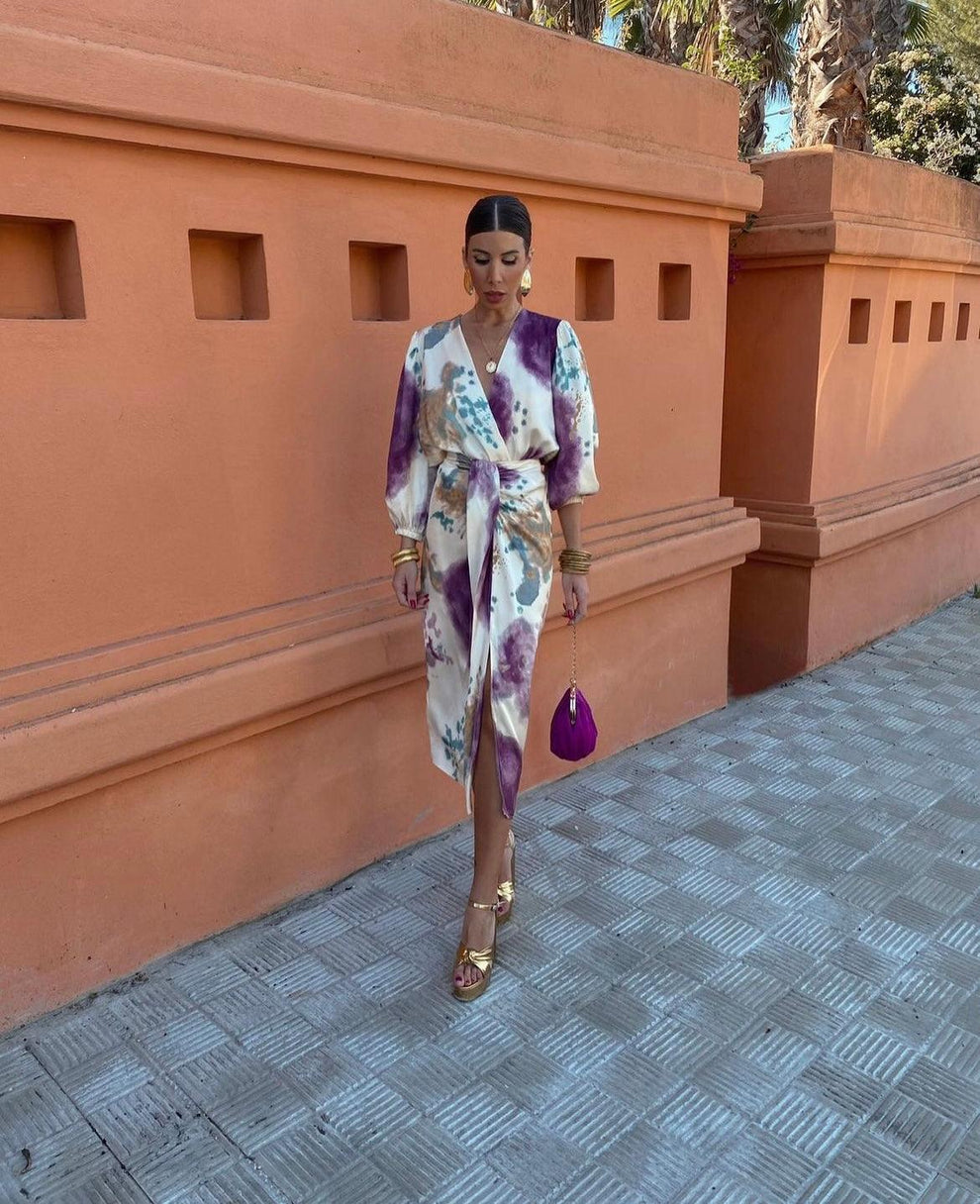 Goizane - Elegante Vestido Floral Con Cuello En V