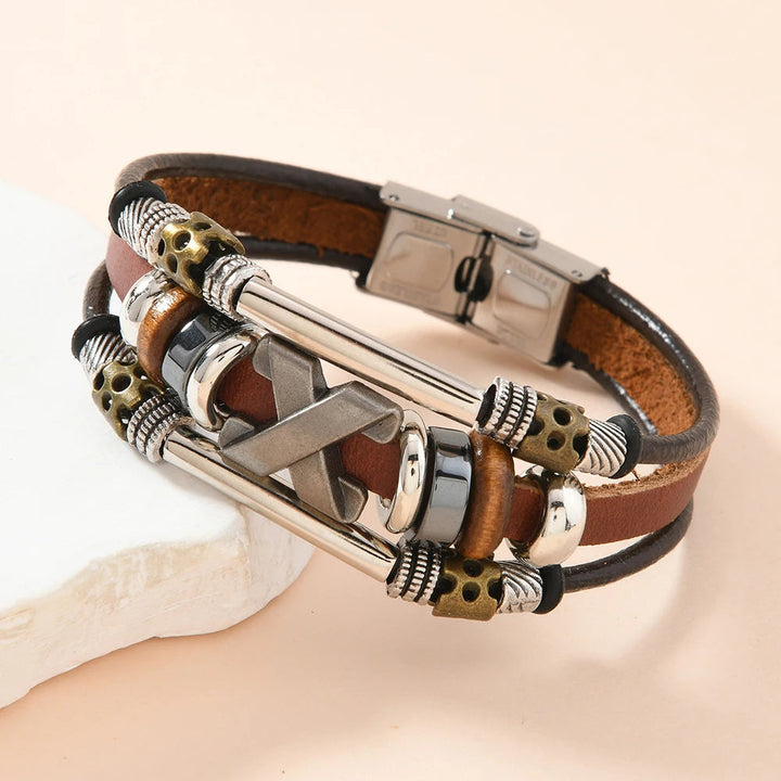 Garland - Pulsera tipo Brazalete de Cuero con Cruces y Varias Capas