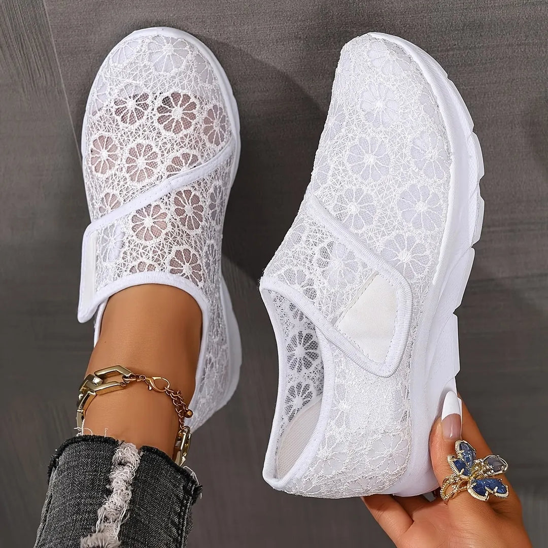 Tonjaa - Zapatillas De Encaje Con Bordados Florales