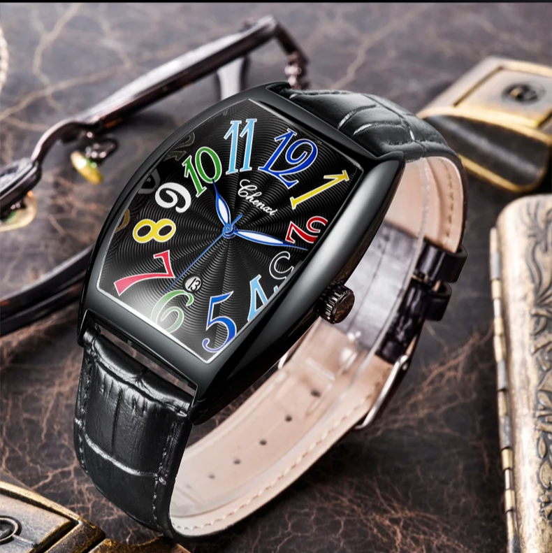 Simond - Un Reloj Elegante Con Correa De Piel