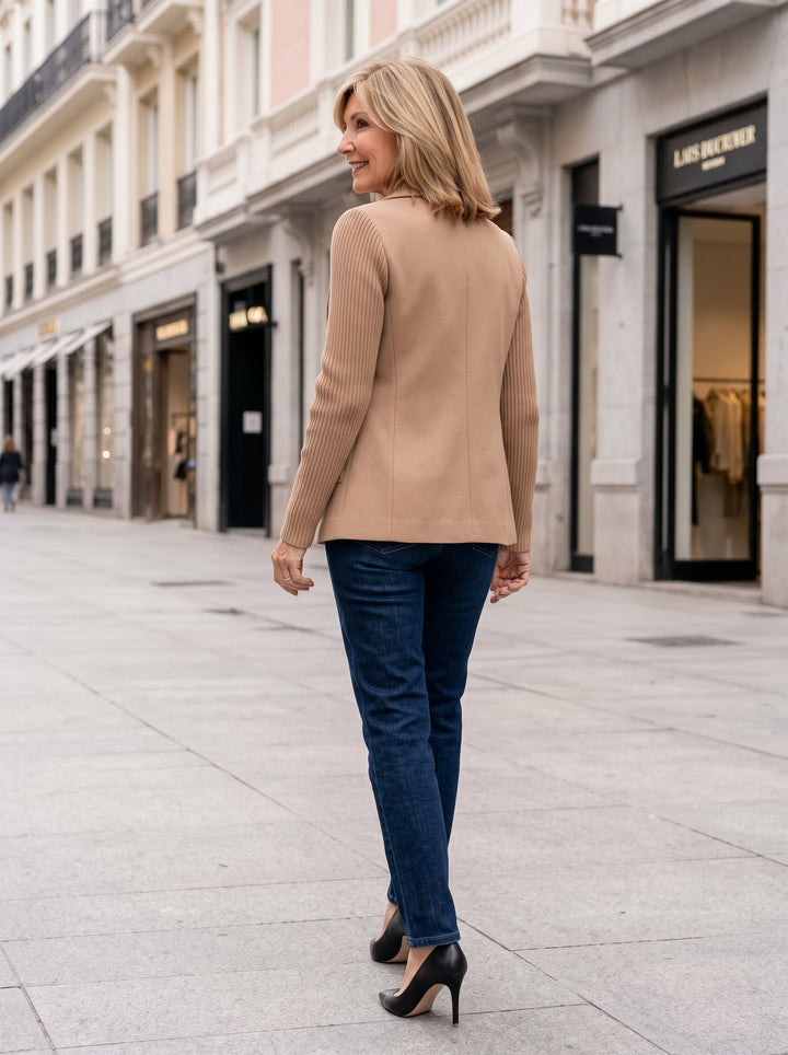 Nahide - Blazer Con Mangas Acanaladas y Cuello Con Solapas