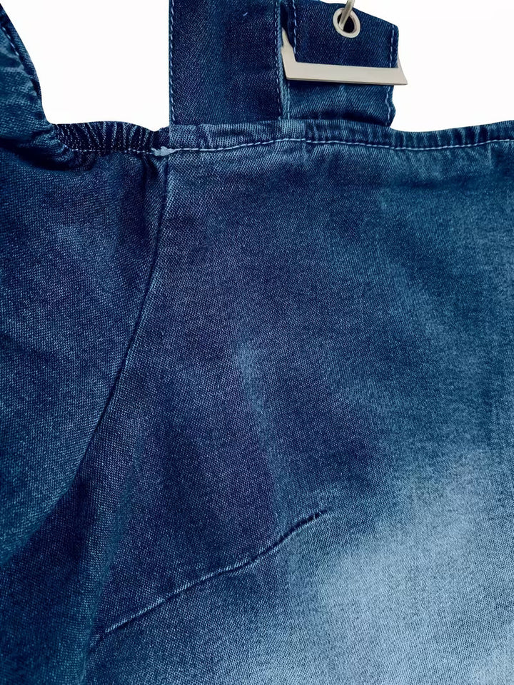Kenia - Top de Denim con Hombros al aire y Manga Corta