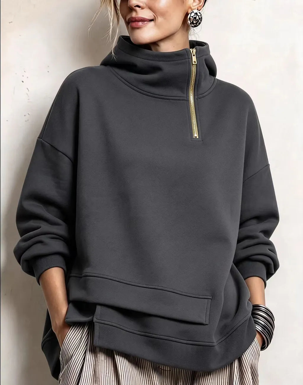 Lyona - Sudadera Moderna Asimétrica De Cuello Alto