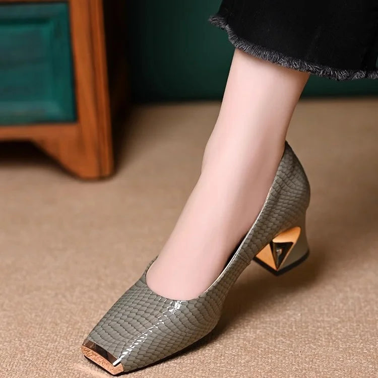 Merja - Zapatos De Salón Con Estampado De Piel De Serpiente Y Tacón Grueso