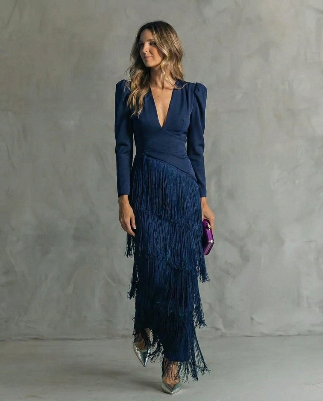 Nipuni - Vestido Eegante Con Mangas Con Flecos