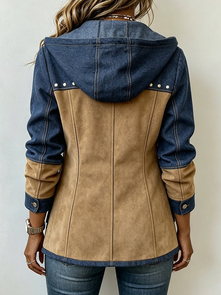 Lyndsay - Chaqueta Con Capucha y Paneles Texturizados en Contraste