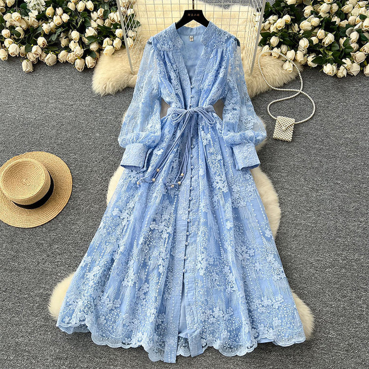Roslyn - Vestido Largo Con Bordados Y Mangas Largas Abullonadas