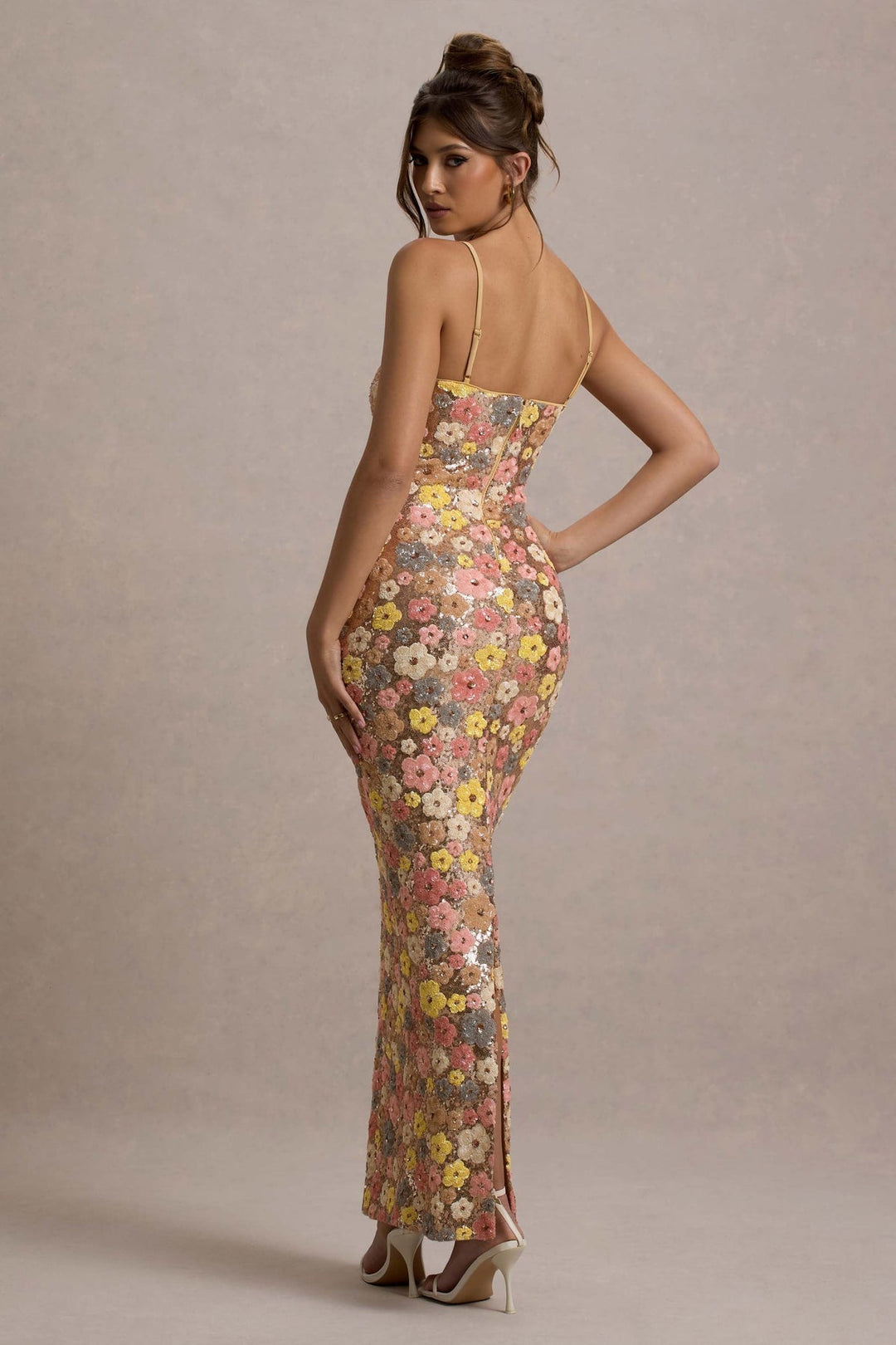 Lolita - Vestido Largo de Tirantes Finos con Estampado Floral y Lentejuelas