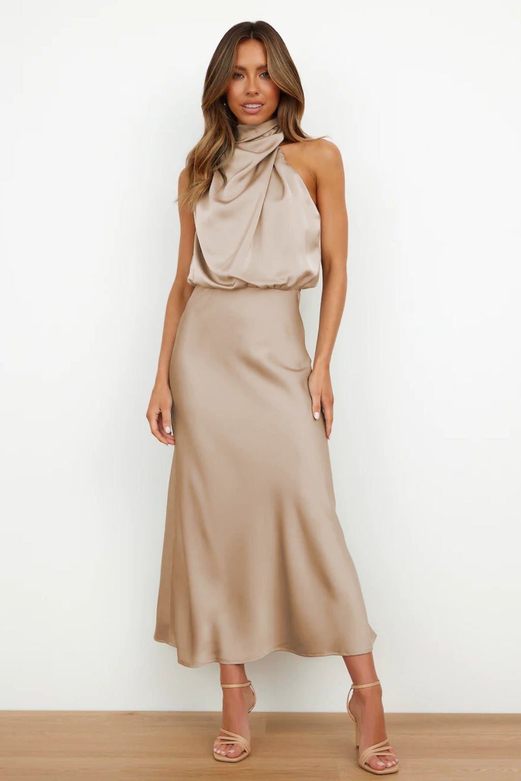 Aukje - Elegante Vestido Largo Sin Mangas De Satén