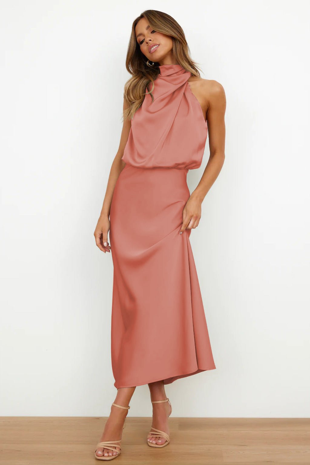 Aukje - Elegante Vestido Largo Sin Mangas De Satén